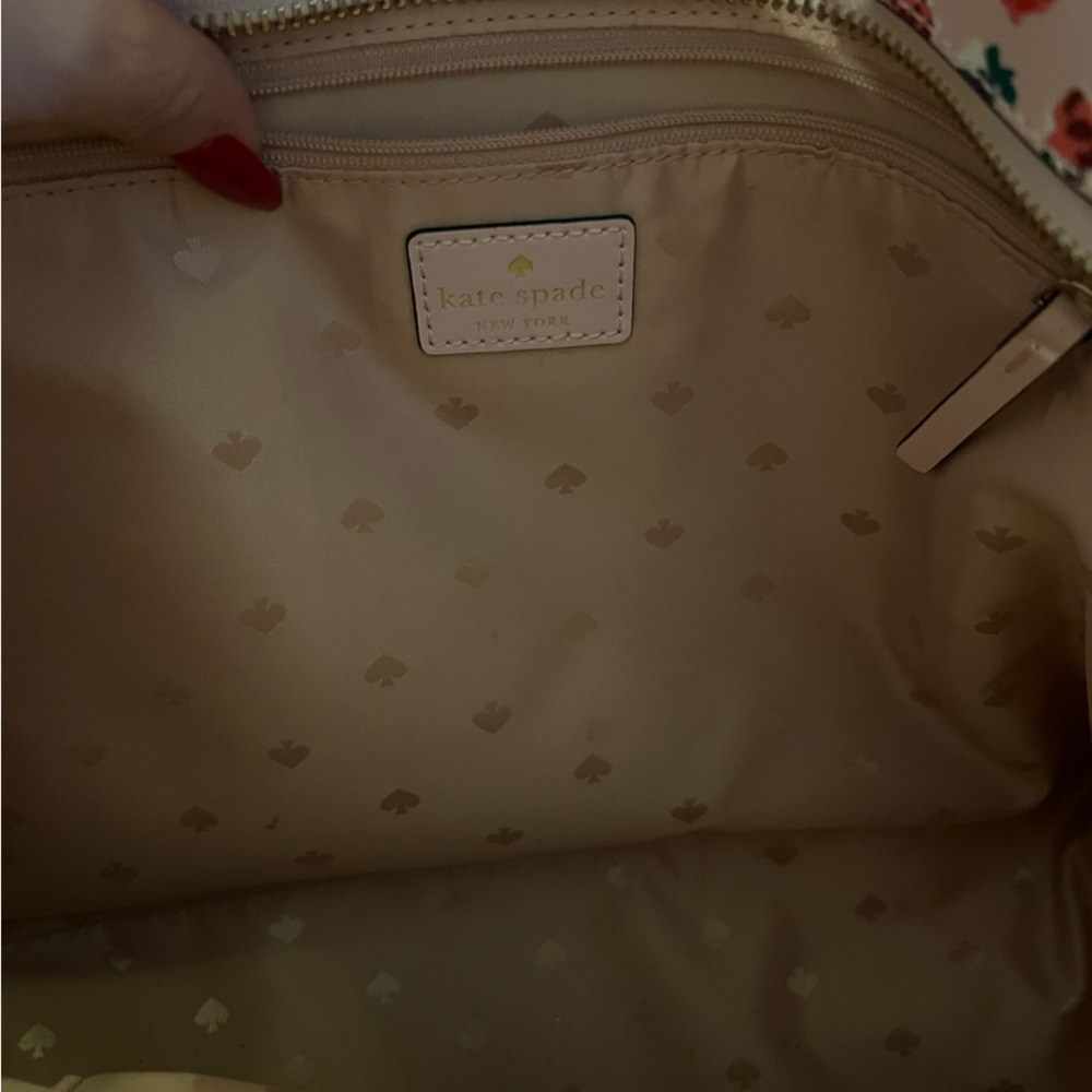 Kate Spade Spring Tote - Picture 4 of 4